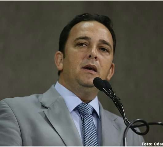 Fábio Meireles defende plano de cargos dos agentes de trânsito de Aracaju