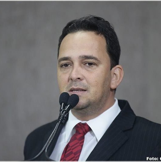 Meireles encaminha demandas da população aracajuana aos órgãos competentes