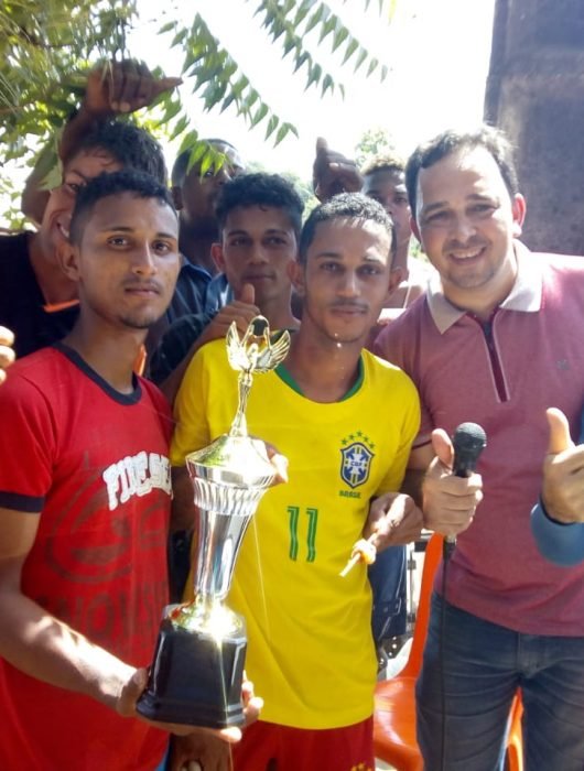 Fábio destaca integração entre pais e filhos em tradicional torneio de futebol