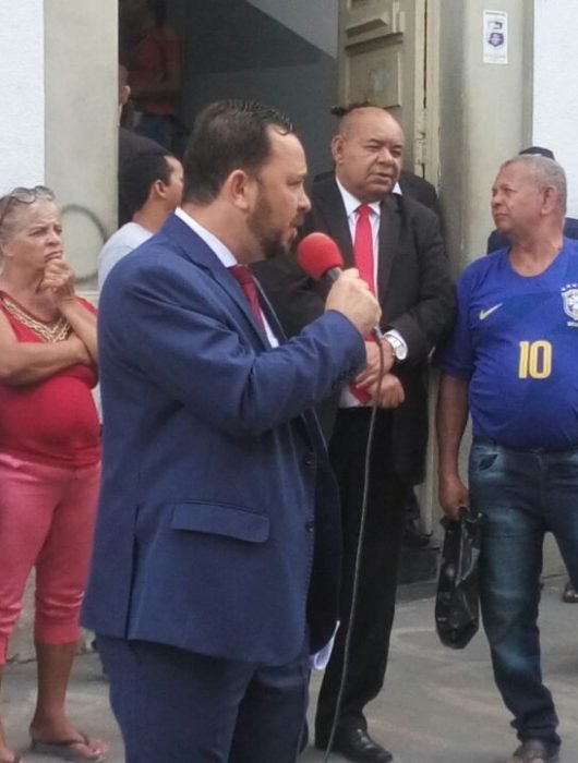 Meireles defende carroceiros e diz que mantém voto contra a Projeto que extingue atividade