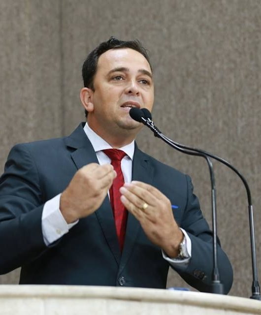 Segundo turno: Fábio Meireles critica falta de proposta dos candidatos